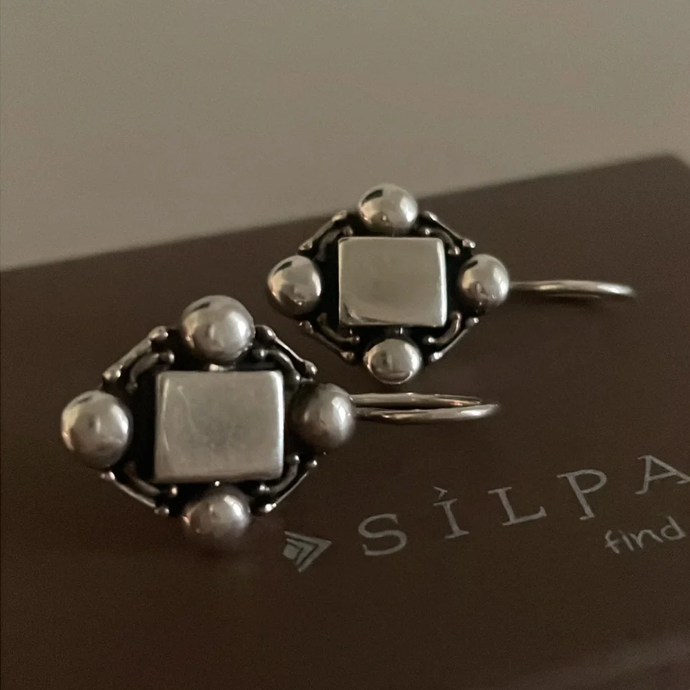 Silpada Sterling Silver Vintage French Wires W0335